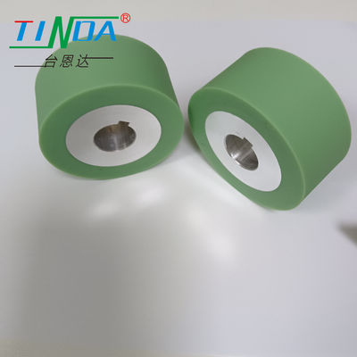 Máquina de coser de caucho de silicona cilíndrica, rodillos de alimentación para la eliminación del ruido