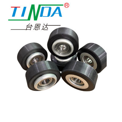 Rueda de rodillo elastomérica de superficie lisa para soluciones de transporte de materiales industriales personalizadas