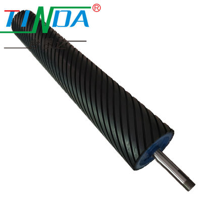 Roller de caucho industrial de superficie lisa y resistente a la abrasión para aplicaciones de trabajo pesado